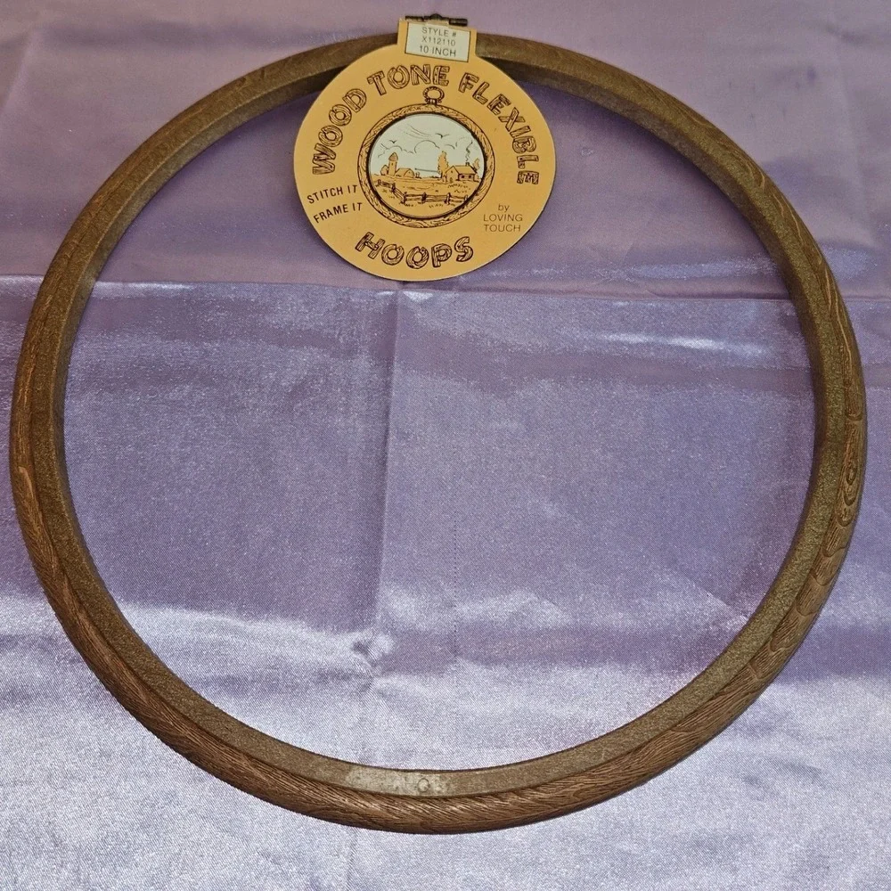 Loving Touch 10 Inch Wood Tone Flexible Hoop Embroidery Frame X112110 NWT